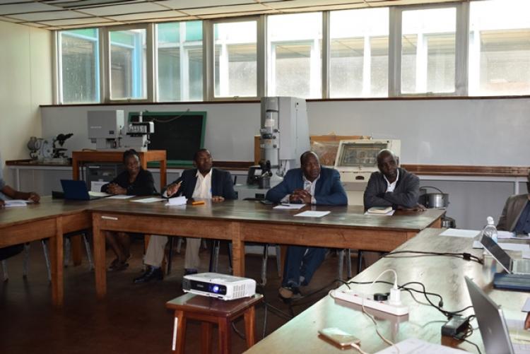 Prof. Nenene form University of Pretoria visits Vet.Pathology Dept