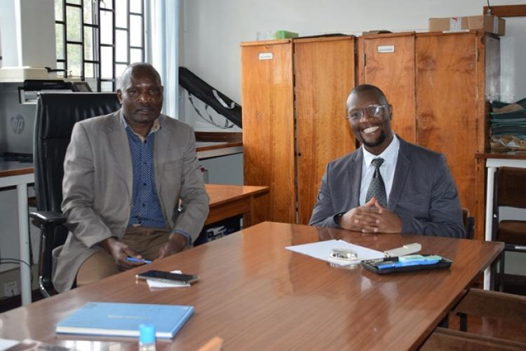 Prof. Nenene form University of Pretoria visits Vet.Pathology Dept